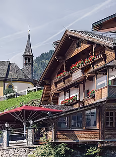 terrasse_sommer_gasthof_maerzenklamm_Zillertal
