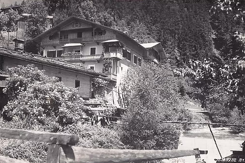 Geschichte © Märzenklamm Geschichte © Märzenklamm